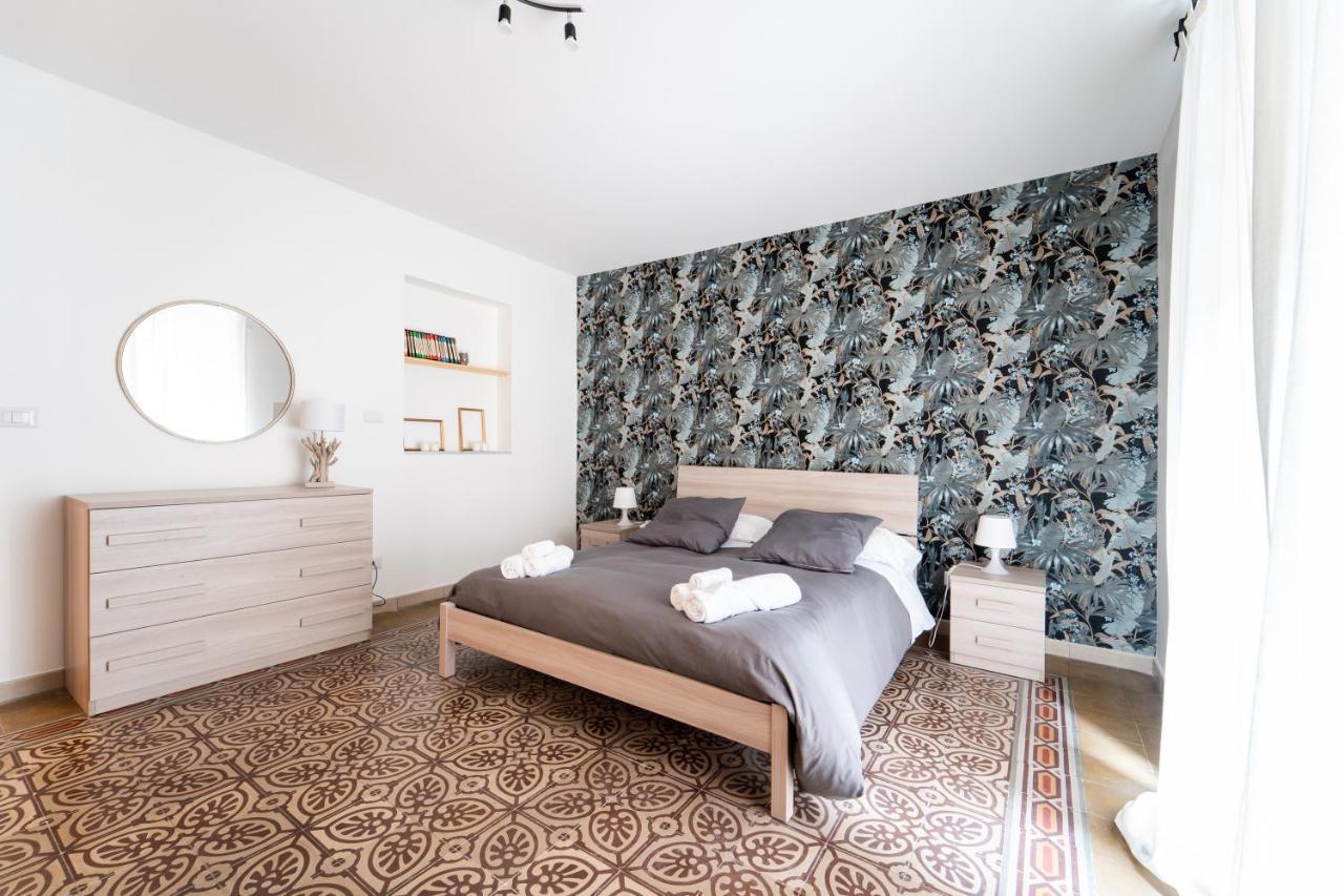 Historic Center Apartment - Catania Stays Eksteriør billede