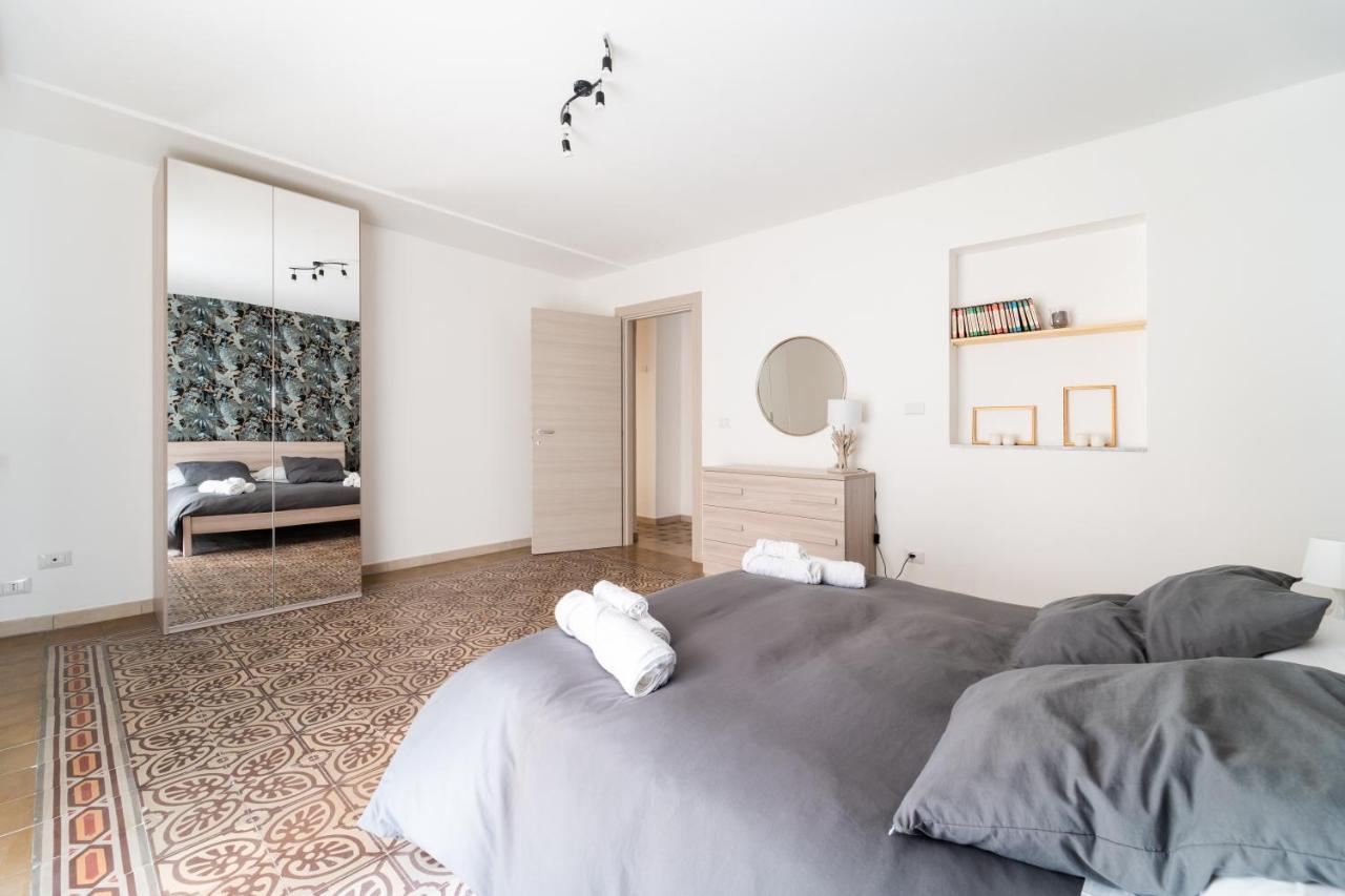 Historic Center Apartment - Catania Stays Eksteriør billede
